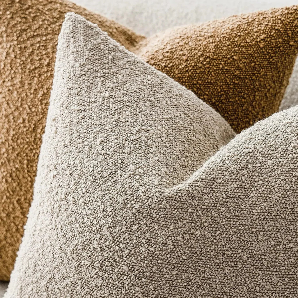 Luxusní bouclé povlak na polštář 45 x 45 cm – nadčasový komfort a styl