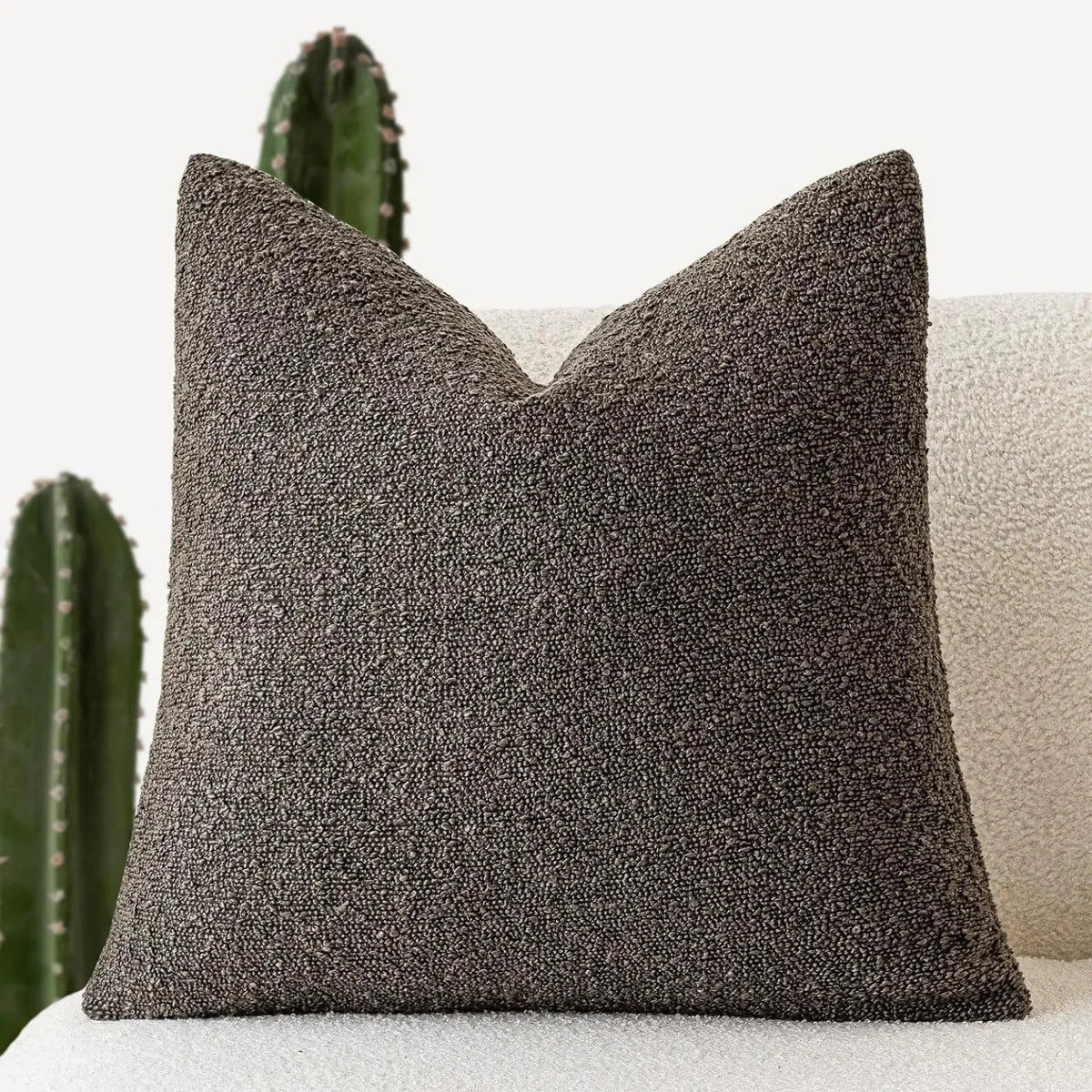 Luxusní bouclé povlak na polštář 45 x 45 cm – nadčasový komfort a styl
